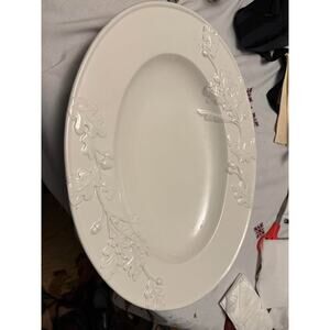 William Sonoma Oval Serving Plate Made in Italy